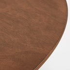 Table à manger en bois tourné