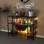 Cave à vin et comptoir de bar — Table de présentation pour boissons et verrerie
