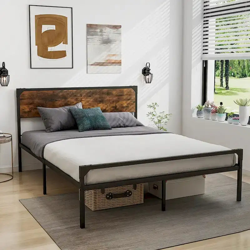 Lit plateforme double / grand (avec tête et pied de lit de style rustique)