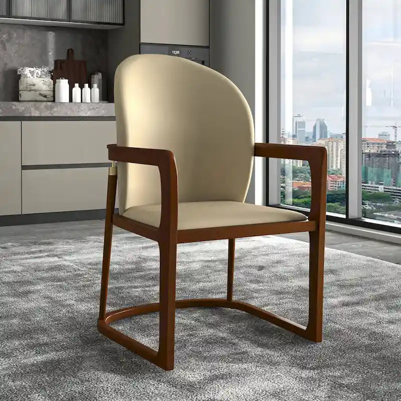 Chaise de salle à manger moderne capitonnée en similicuir